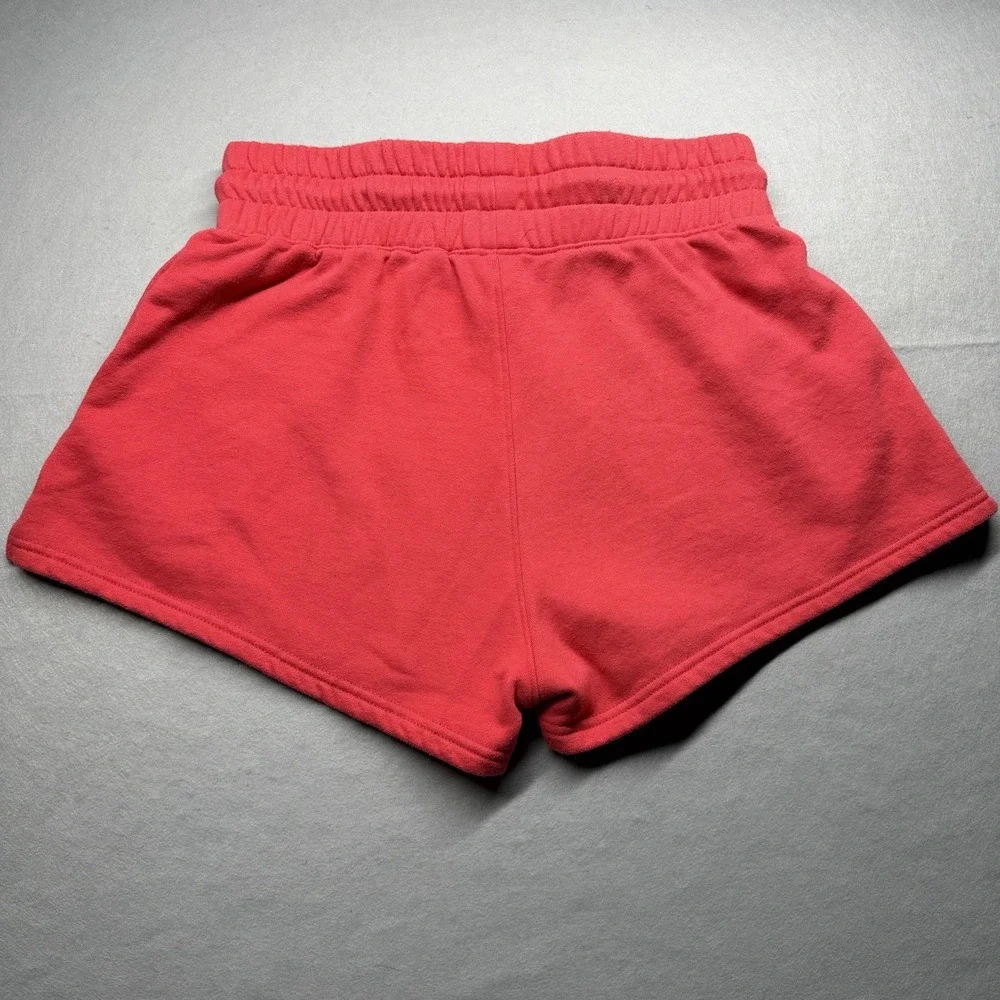 Buc-ee's Women's Pink Fleece Sweat Shorts Drawstring Elastic Waist Logo MD